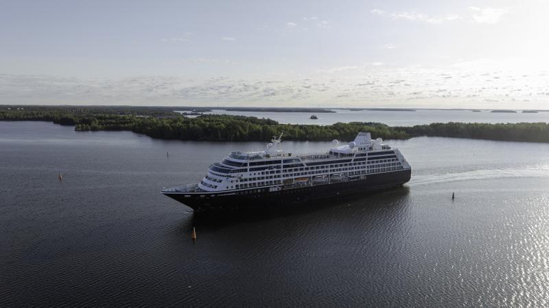 Azamara Onward arrives in Kantasatama